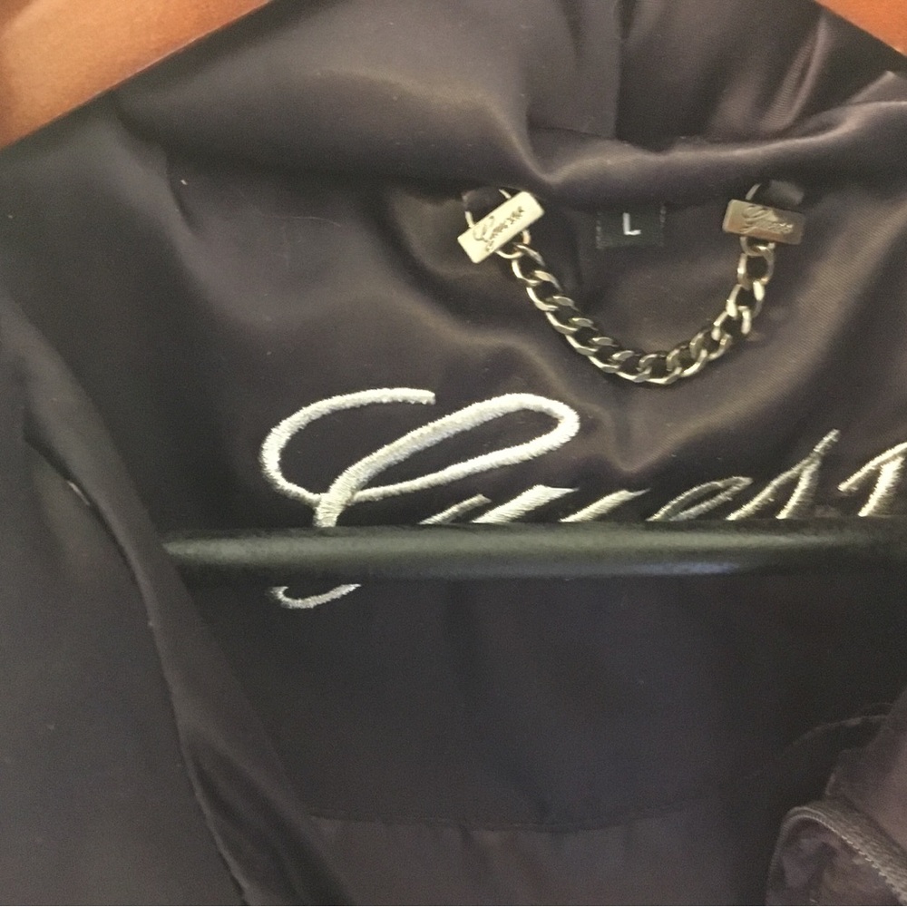 Guess puff jacket - Picture 3 of 4